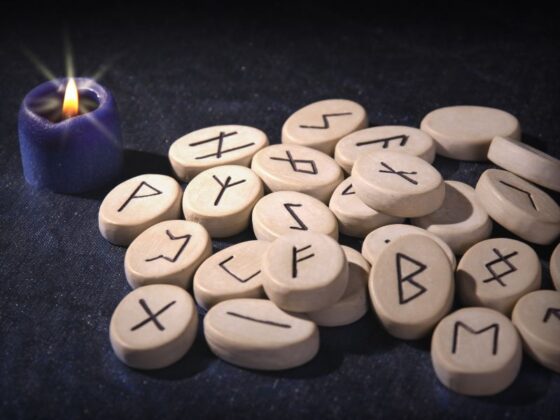 Runes de divination
